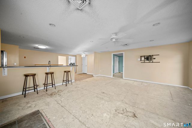 30 Jackson Street, Windsor Locks, CT 06096