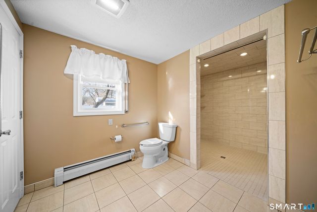 30 Jackson Street, Windsor Locks, CT 06096