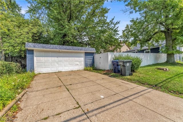 3731 Lowell Road, Cleveland Heights, OH 44121
