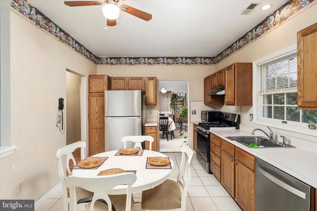 87 HORSESHOE LN S, Columbus, NJ 08022