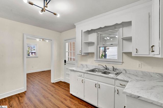 207 Elm Street, Clinton, SC 29325