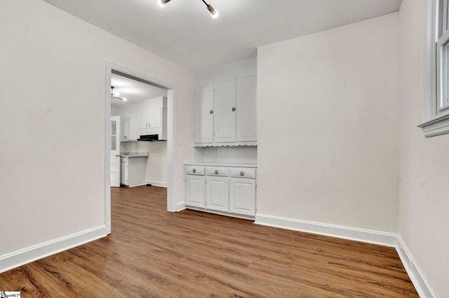 207 Elm Street, Clinton, SC 29325