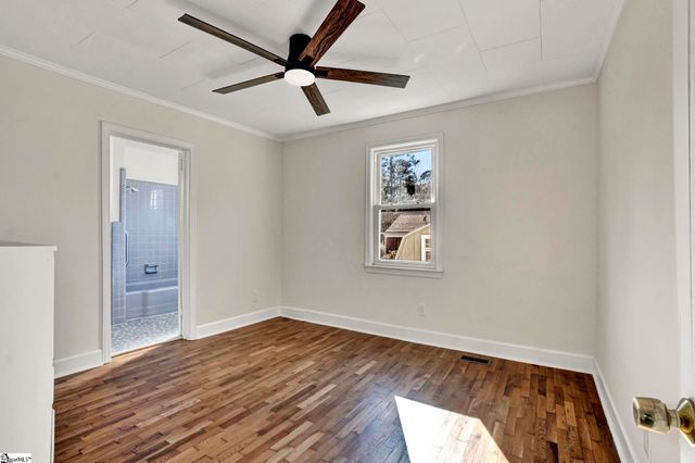 207 Elm Street, Clinton, SC 29325