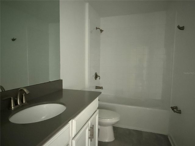 5647 QUIET PALM LOOP, St Cloud, FL 34771