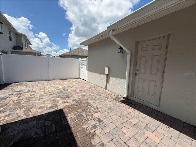 5647 QUIET PALM LOOP, St Cloud, FL 34771