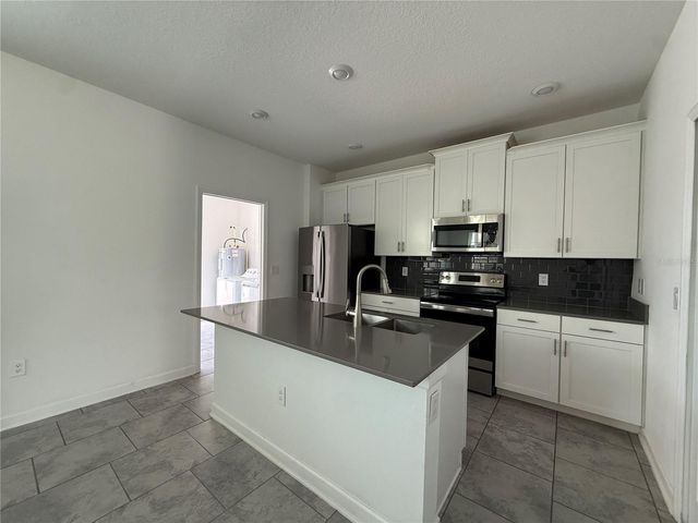 5647 QUIET PALM LOOP, St Cloud, FL 34771