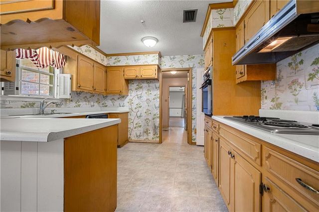 240 E Baratara Drive, Mobile, AL 36611
