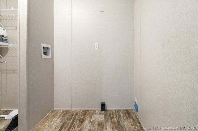 2109 Hawk, Kingston, OK 73439