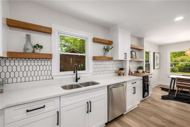 638 Medford SE Place, Smyrna, GA 30080