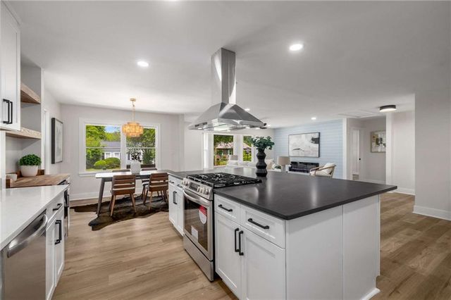 638 Medford SE Place, Smyrna, GA 30080