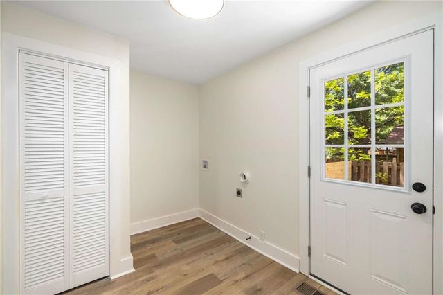 638 Medford SE Place, Smyrna, GA 30080