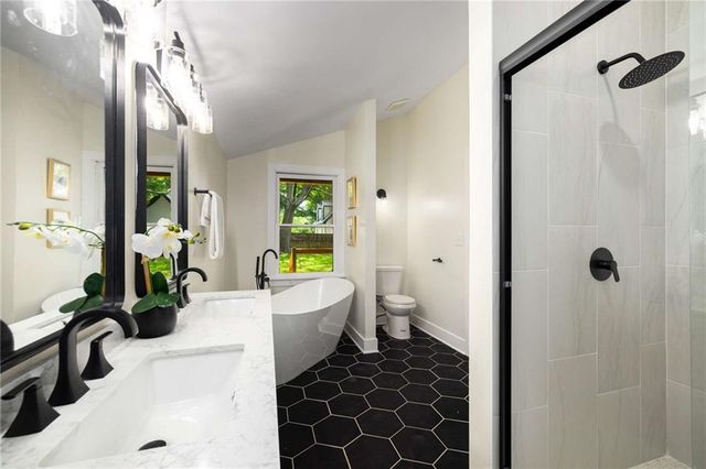 638 Medford SE Place, Smyrna, GA 30080