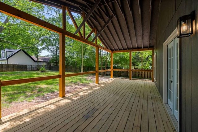 638 Medford SE Place, Smyrna, GA 30080