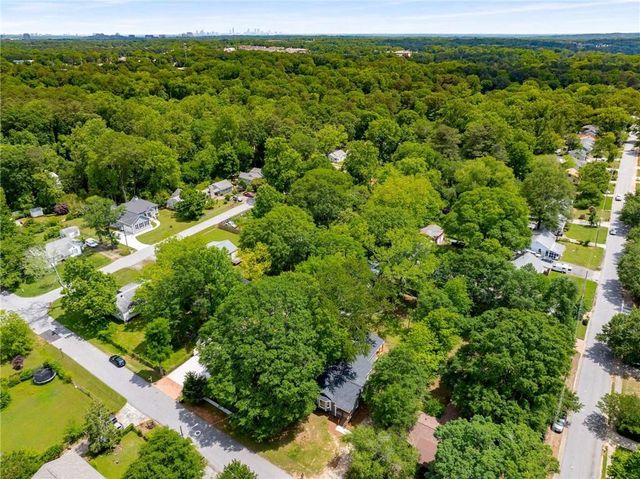 638 Medford SE Place, Smyrna, GA 30080