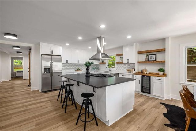 638 Medford SE Place, Smyrna, GA 30080