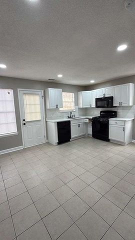 3260 Rivermist Cove, Decatur, GA 30034