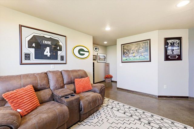 W2145 BONNIE LANE, Kaukauna, WI 54130