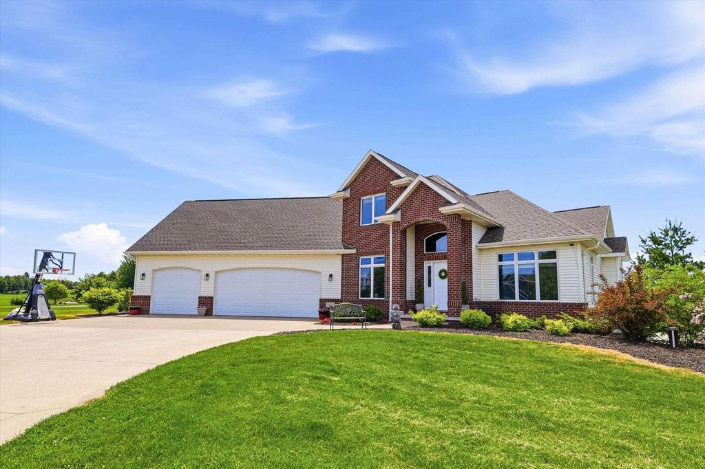 W2145 BONNIE LANE, Kaukauna, WI 54130
