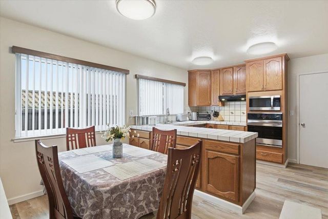 792 Ponderosa Avenue, Sunnyvale, CA 94086