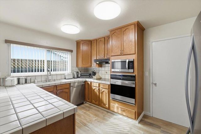 792 Ponderosa Avenue, Sunnyvale, CA 94086