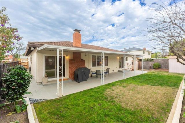 792 Ponderosa Avenue, Sunnyvale, CA 94086