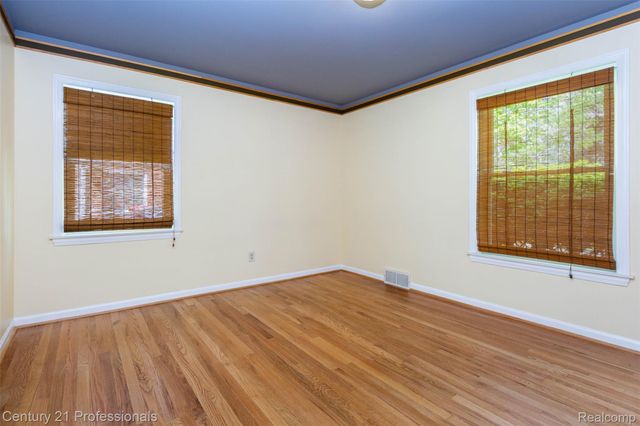 25009 Donald, Redford Charter Township, MI 48239