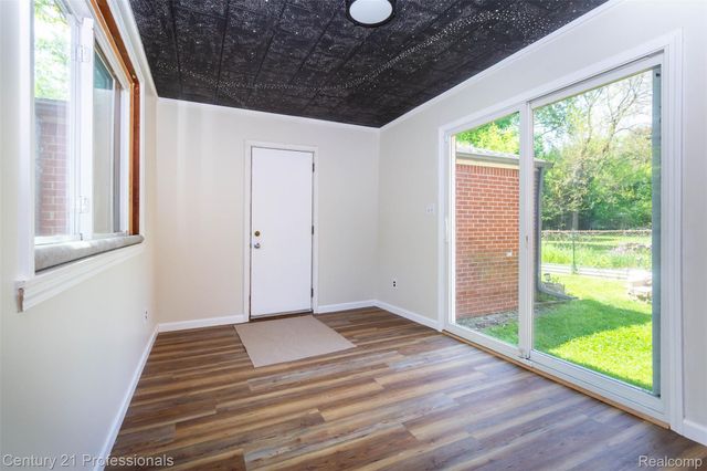 25009 Donald, Redford Charter Township, MI 48239