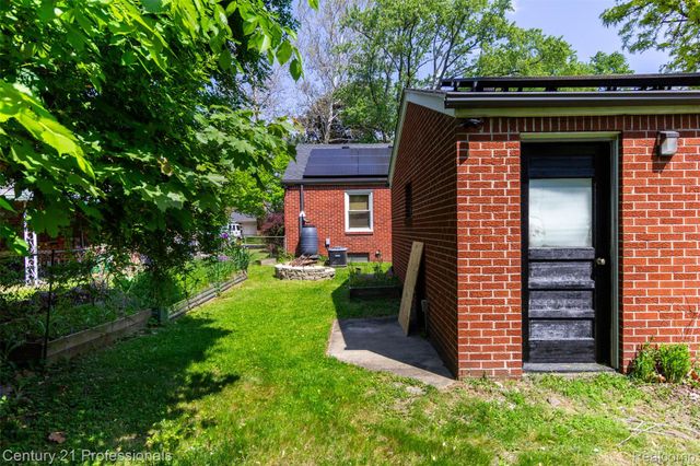 25009 Donald, Redford Charter Township, MI 48239