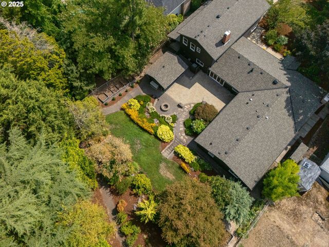 4045 Sw JERALD Ct, Portland, OR 97221
