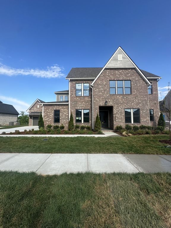 177 Manor Way, Hendersonville, TN 37075