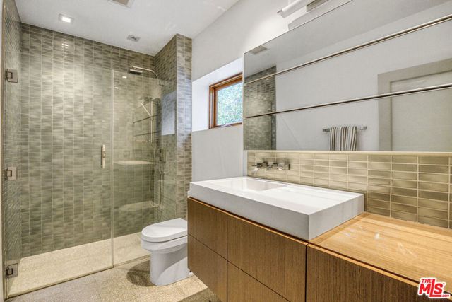 1929 N CURSON Place, Los Angeles, CA 90046