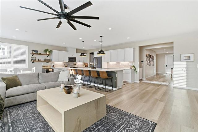 798 Havenwood Dr, Lincoln, CA 95648