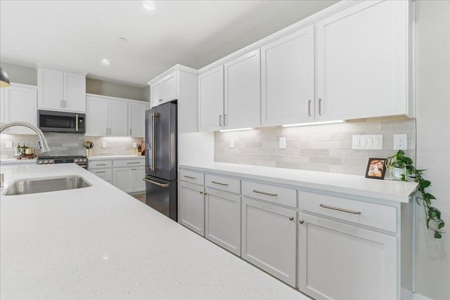 798 Havenwood Dr, Lincoln, CA 95648