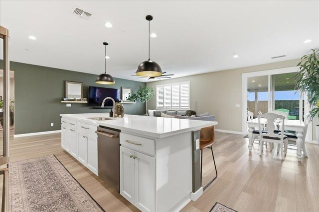 798 Havenwood Dr, Lincoln, CA 95648