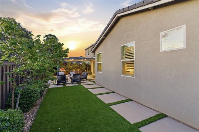 798 Havenwood Dr, Lincoln, CA 95648