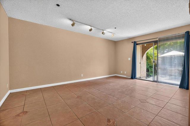 375 Clifford Avenue 115, Watsonville, CA 95076