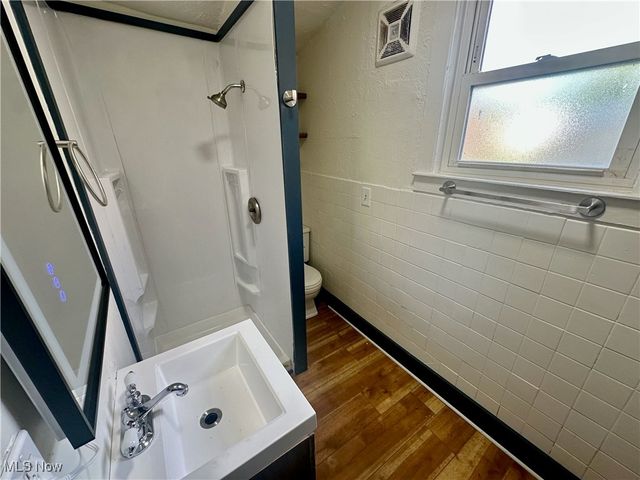 251 Arch Street, Akron, OH 44304