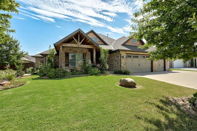3904 Bridge Wood Lane, Oklahoma City, OK 73179