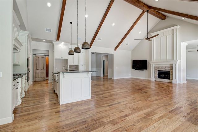 3904 Bridge Wood Lane, Oklahoma City, OK 73179