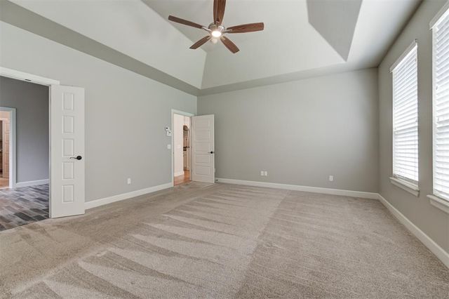 3904 Bridge Wood Lane, Oklahoma City, OK 73179