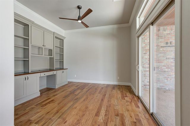 3904 Bridge Wood Lane, Oklahoma City, OK 73179