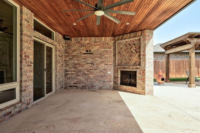 3904 Bridge Wood Lane, Oklahoma City, OK 73179