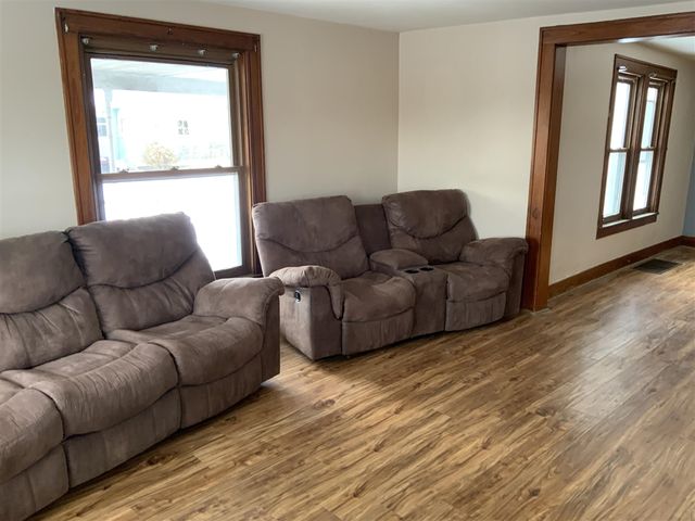 8466 Clinton Macon Road, Clinton, MI 49236