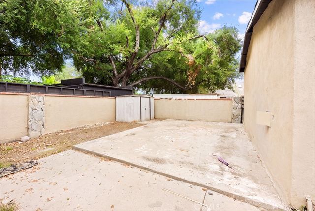868 W Calaveras, Altadena, CA 91001