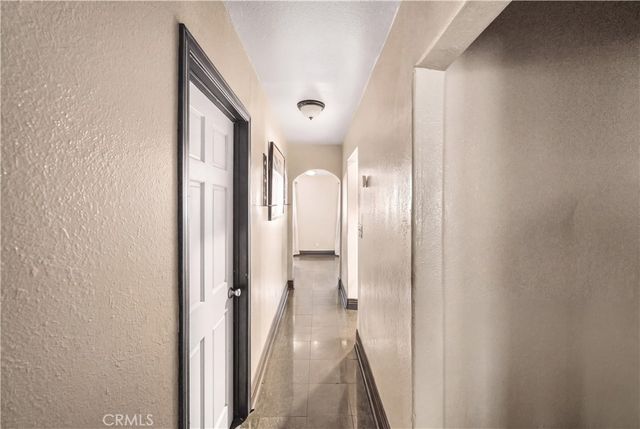 868 W Calaveras, Altadena, CA 91001