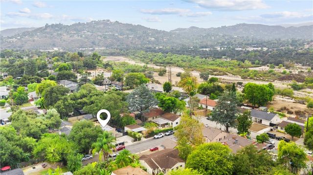 868 W Calaveras, Altadena, CA 91001