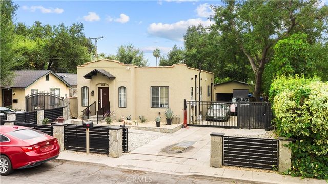 868 W Calaveras, Altadena, CA 91001