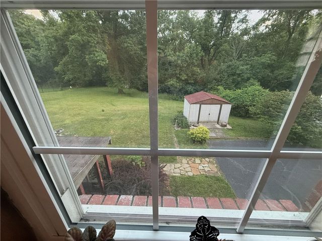 139 Glenfield Dr, Penn Hills, PA 15235