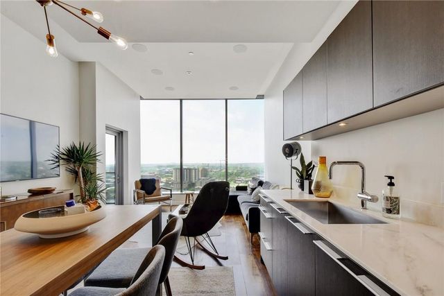 210 Lavaca ST 2005, Austin, TX 78701