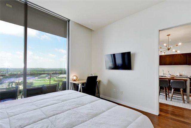 210 Lavaca ST 2005, Austin, TX 78701